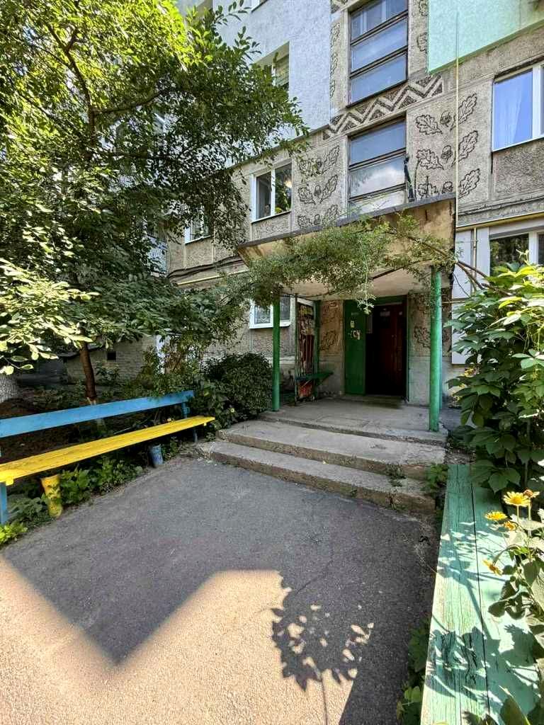 1843050494543516