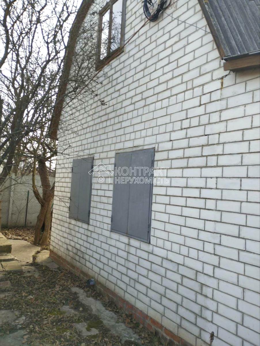 1837384517923517
