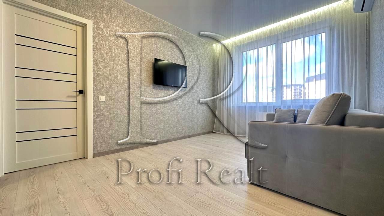 1846686496353517