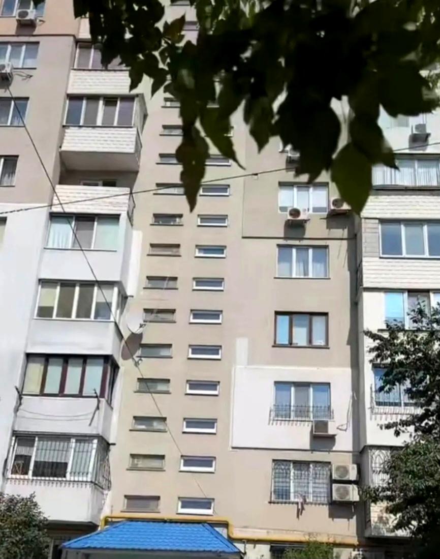 1840689406570518