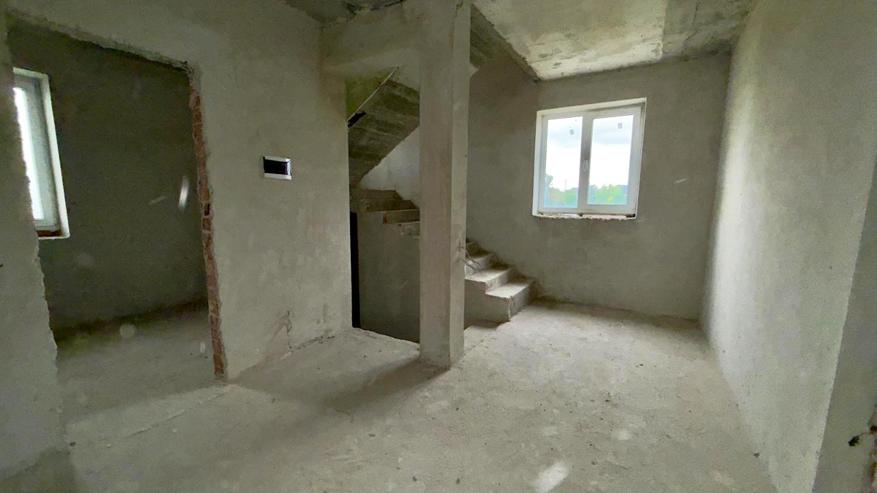 1845328196409519