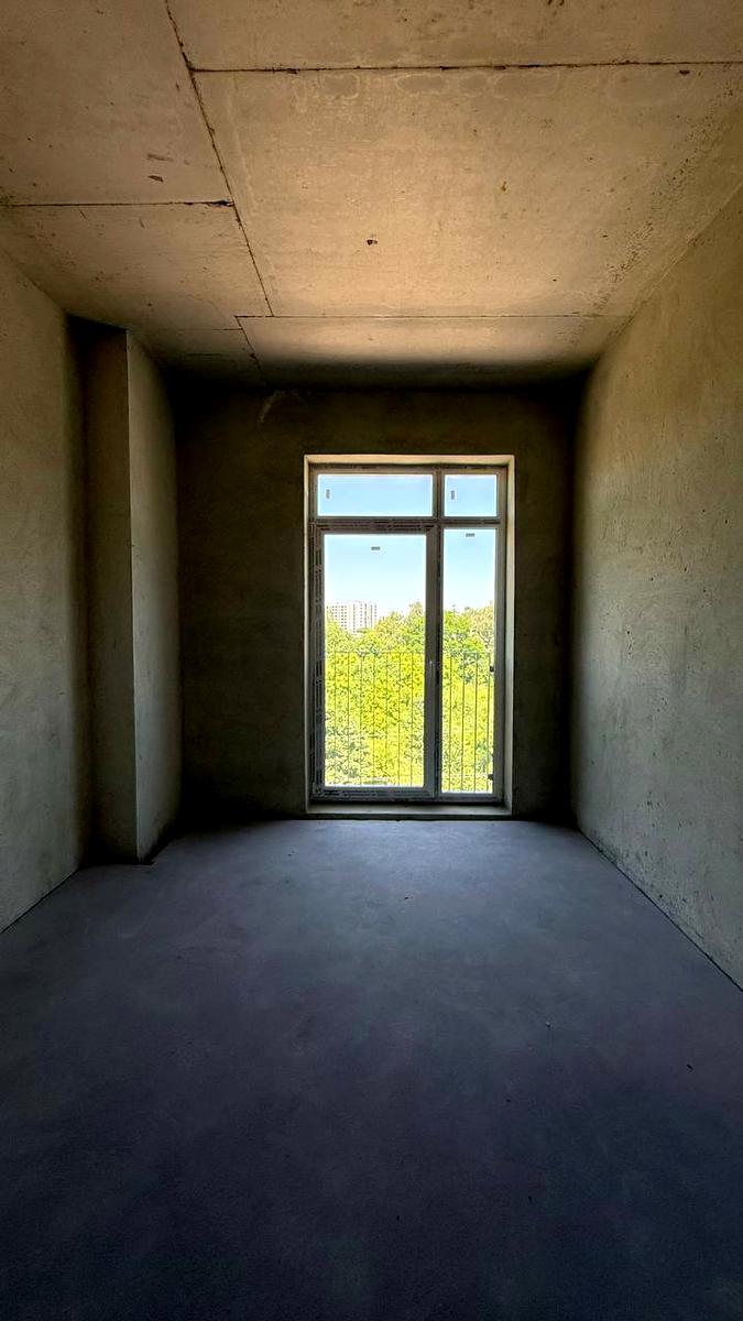 1835096089728052