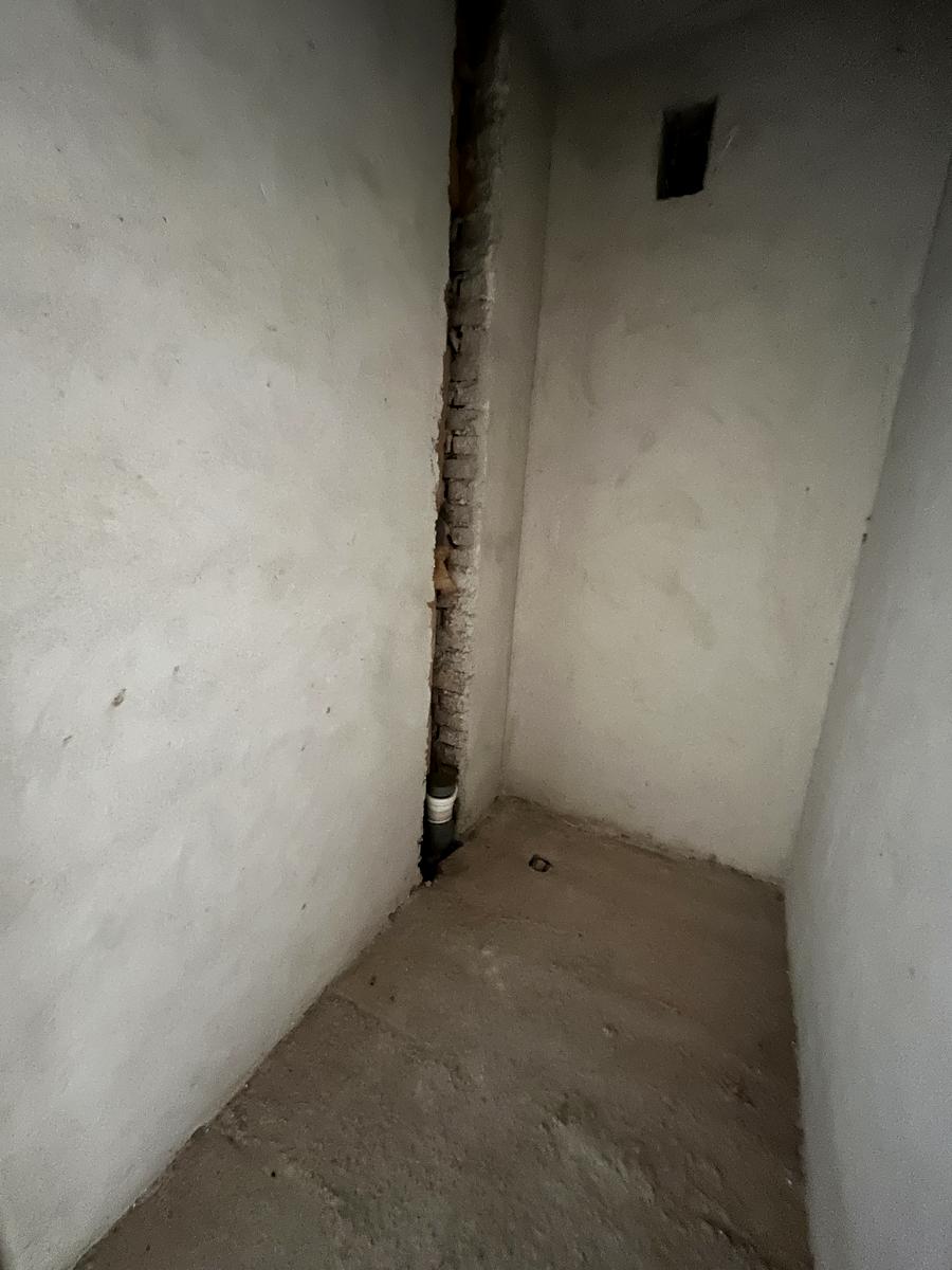 1843501563463523