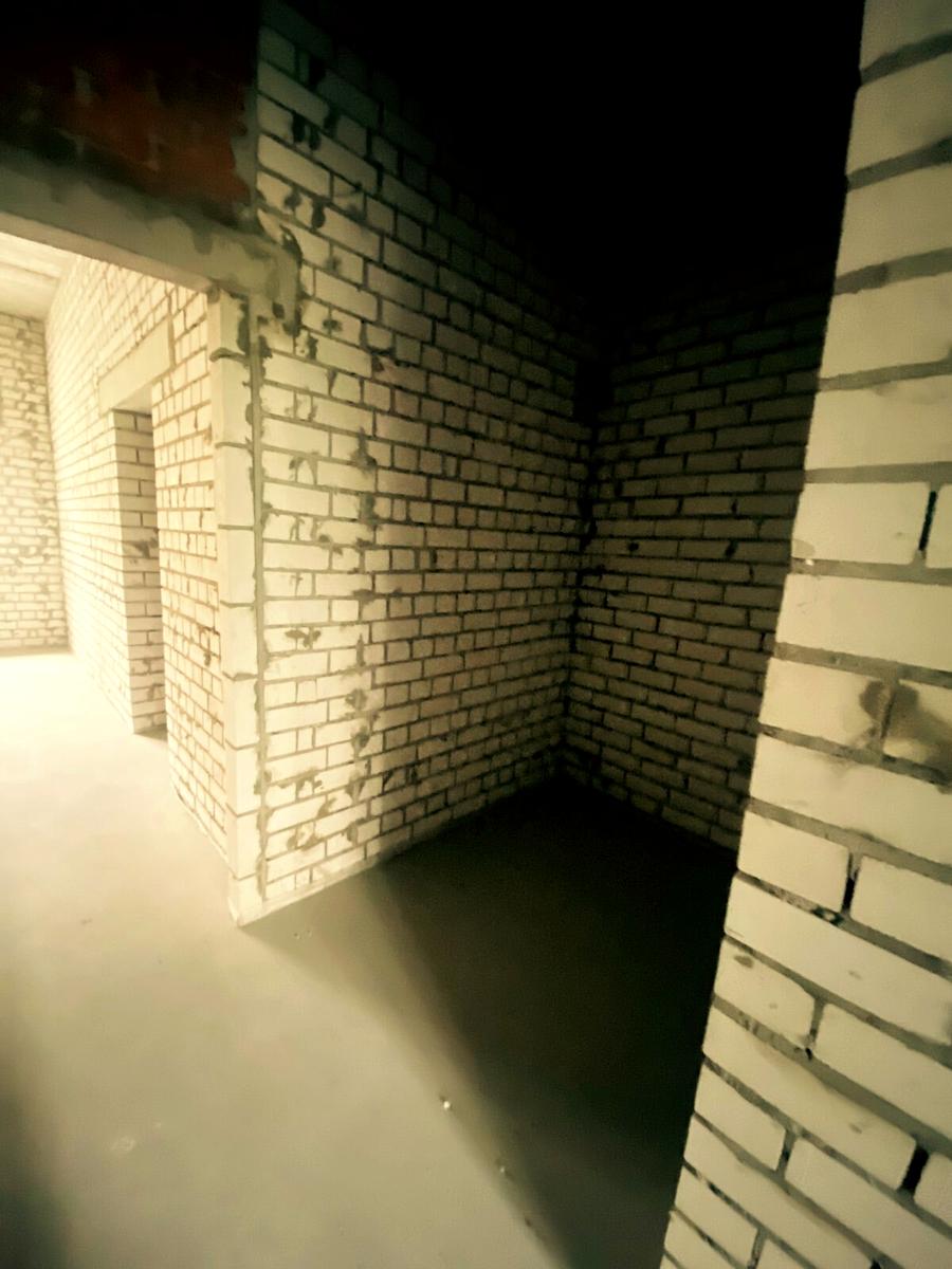 1835437631092524