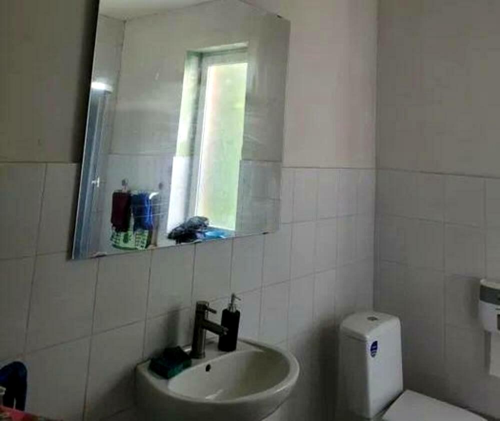 1835914315954524