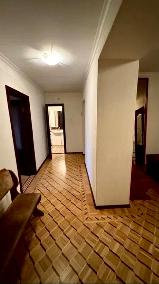1835442696634525