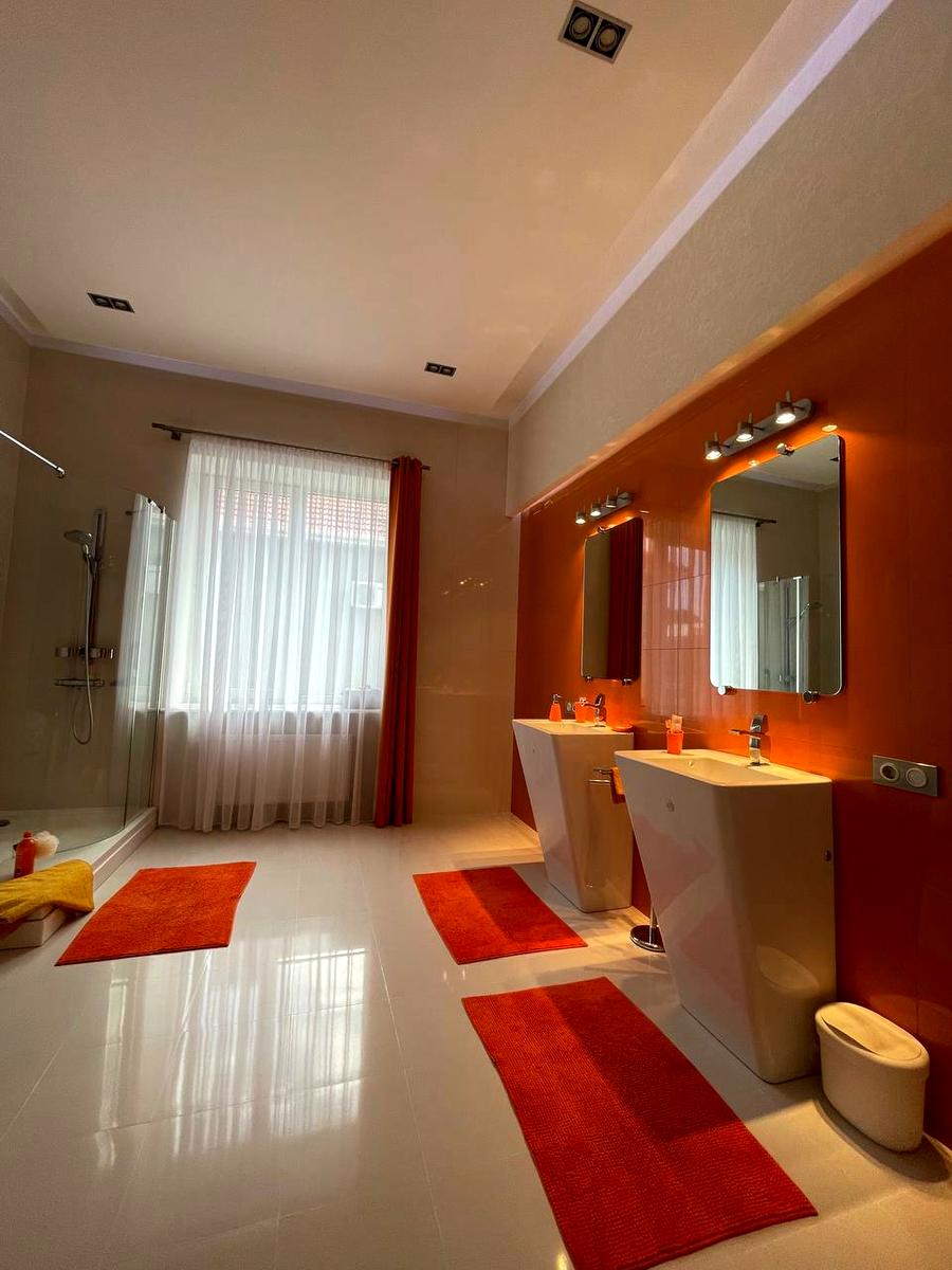 Дом по адресу ул. Пригородская (площадь 650 м²) - Atlanta.ua - фото 25