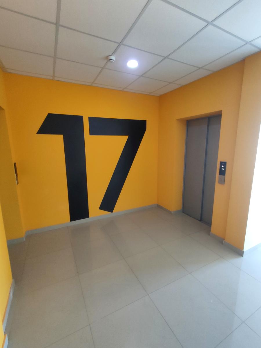 1844329117379527