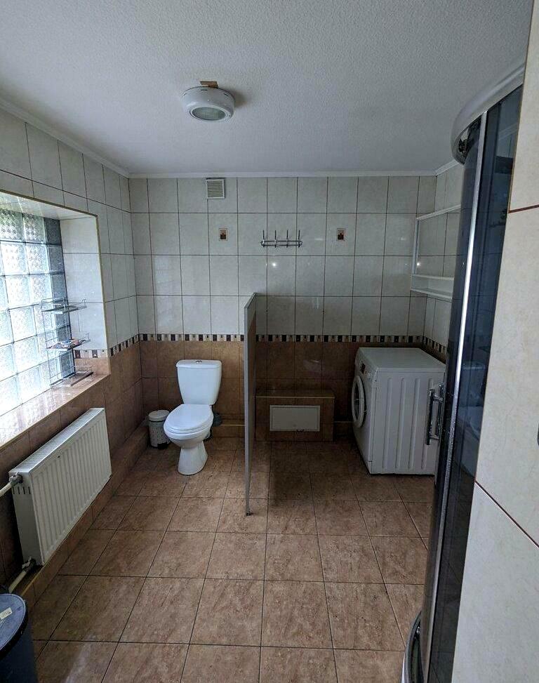 1803185813976532
