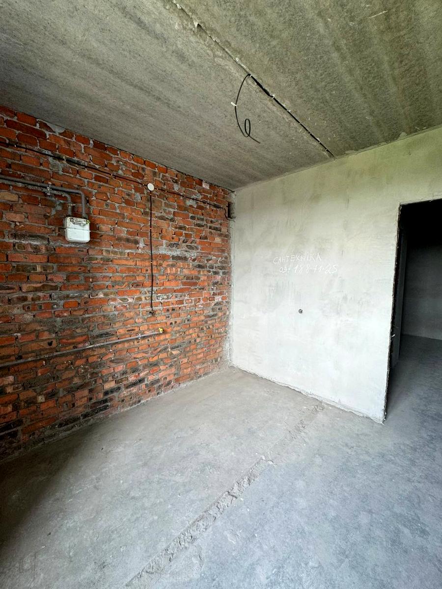1842319376557538
