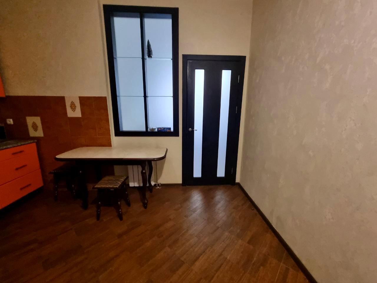 1839916542313543