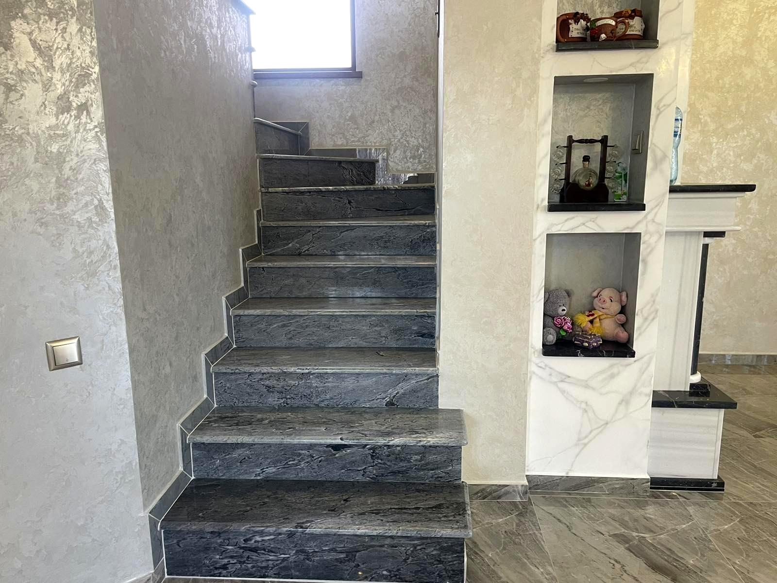 1838260895066551