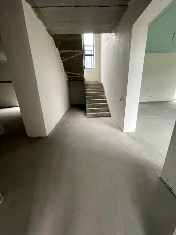 1794055629786552