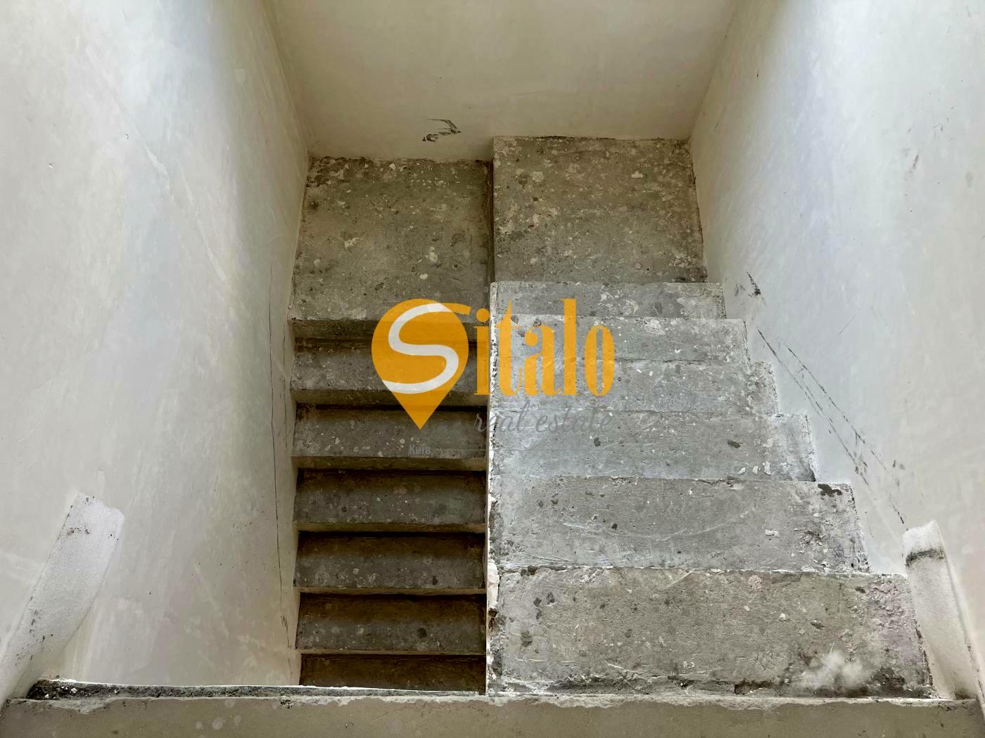 1835348976774552