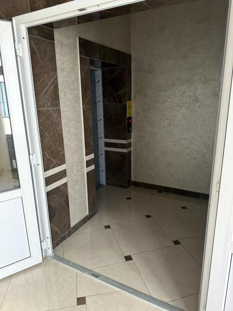 1836385924067552