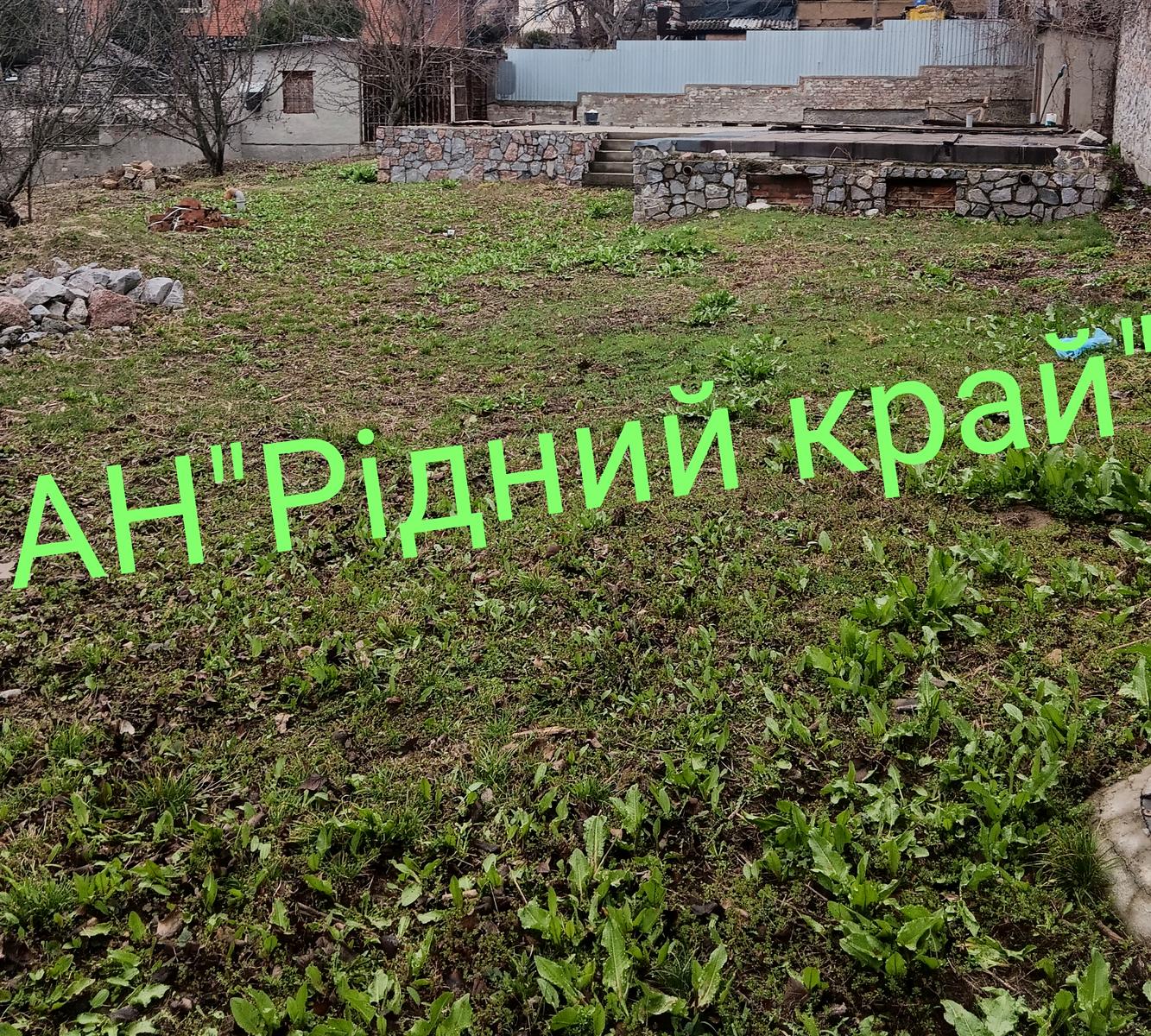 1826912517763556