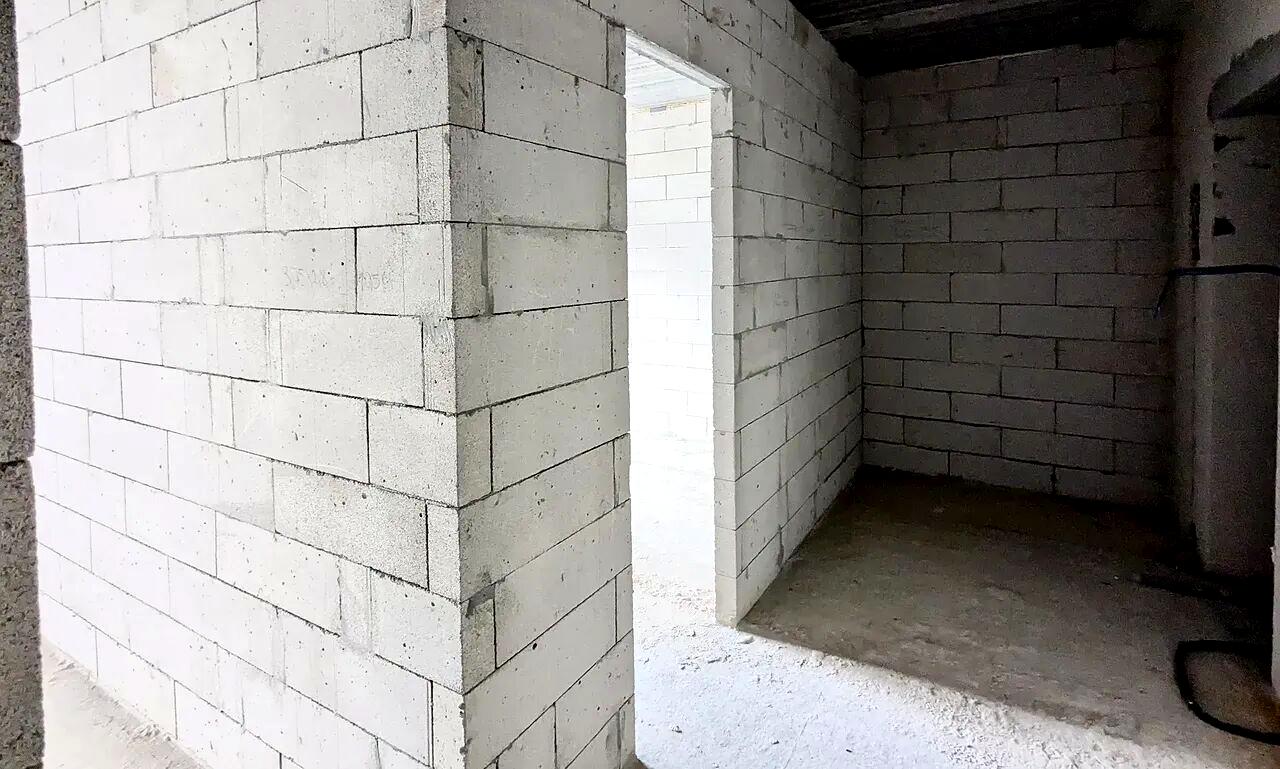 1840973210837558