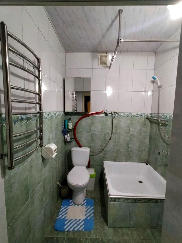 1783838084931562