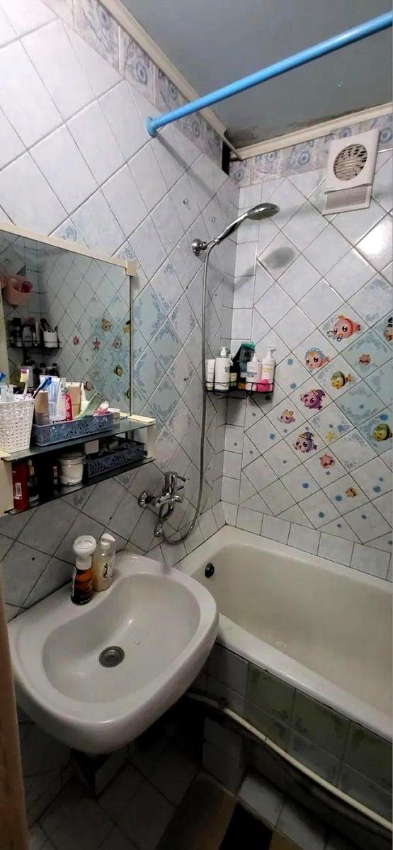 1845435489480563