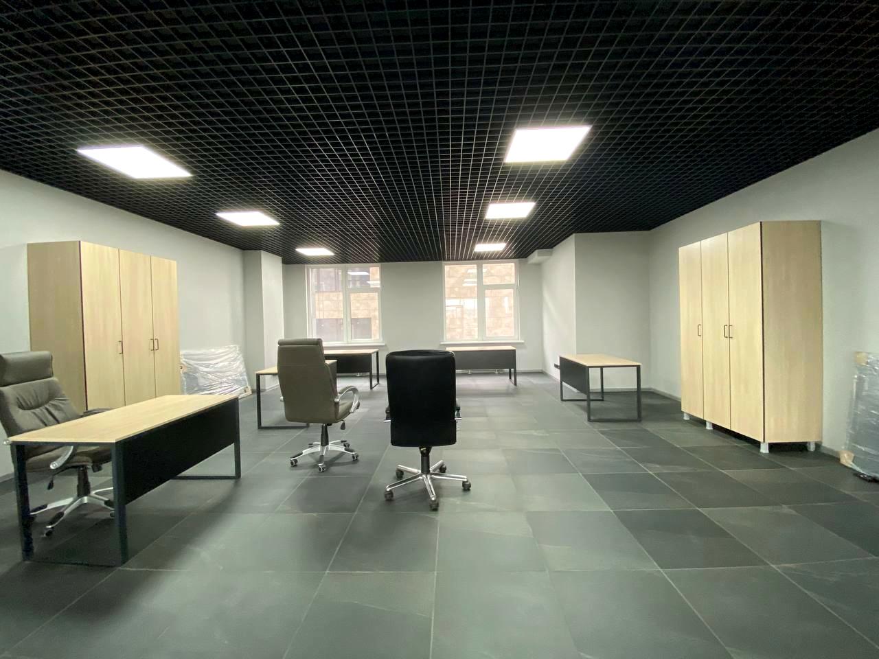 1837235900973565