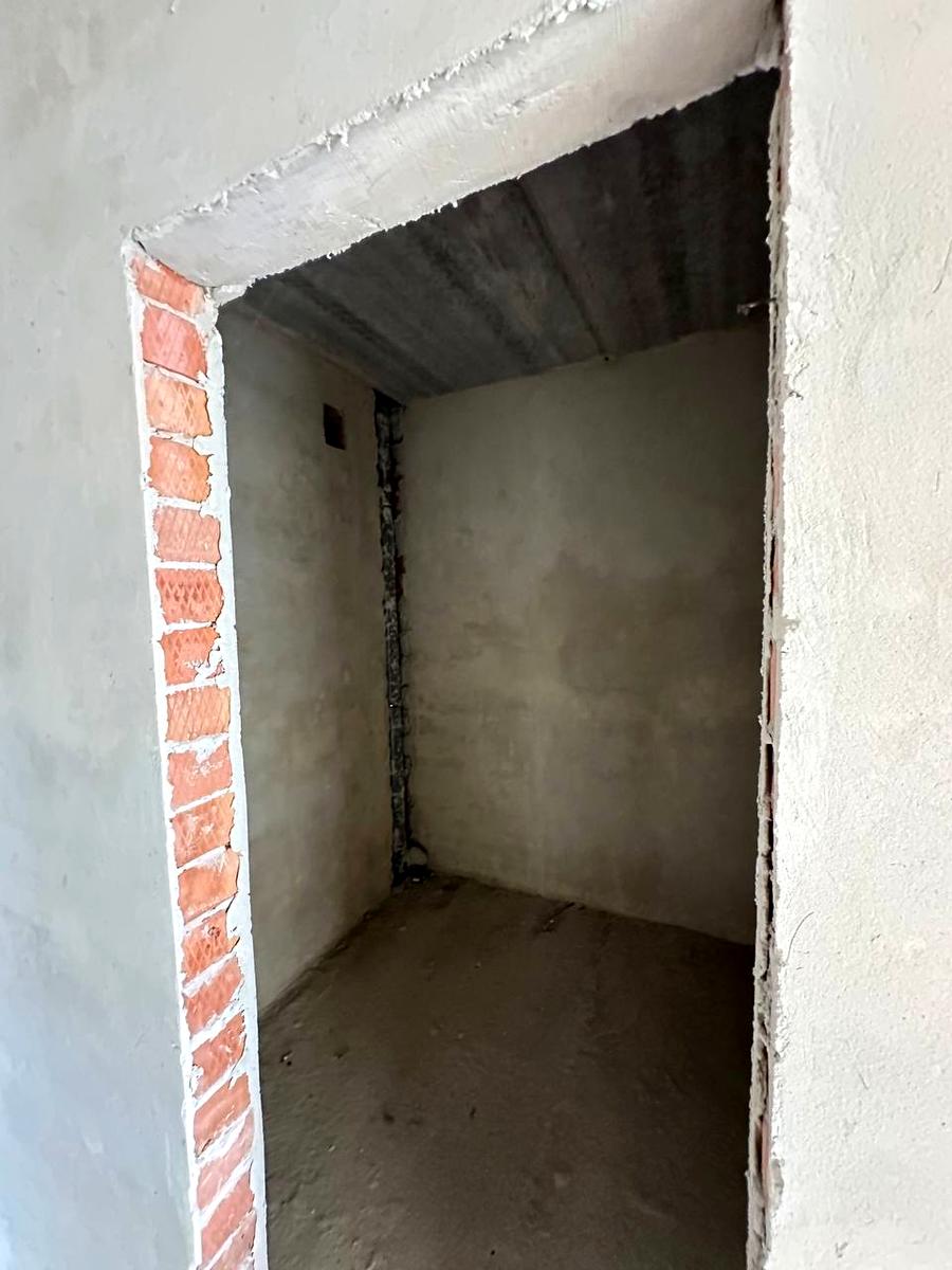1840436643683569