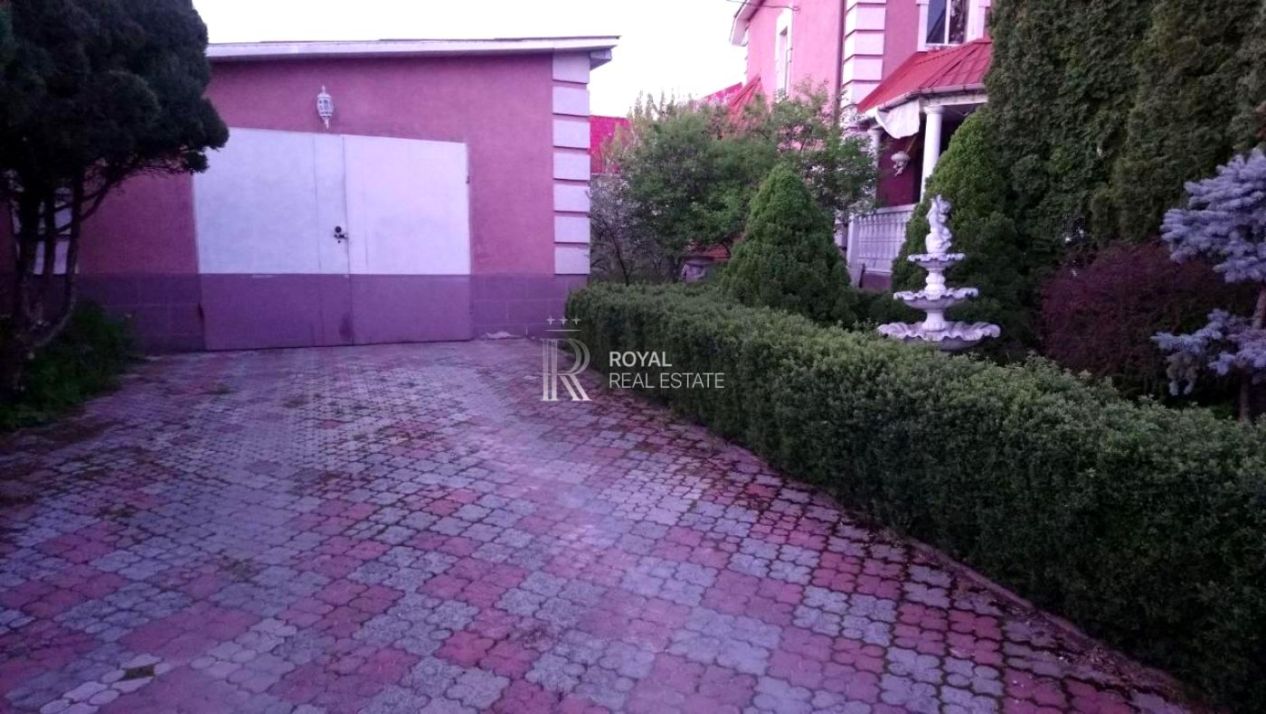 1846239884993569