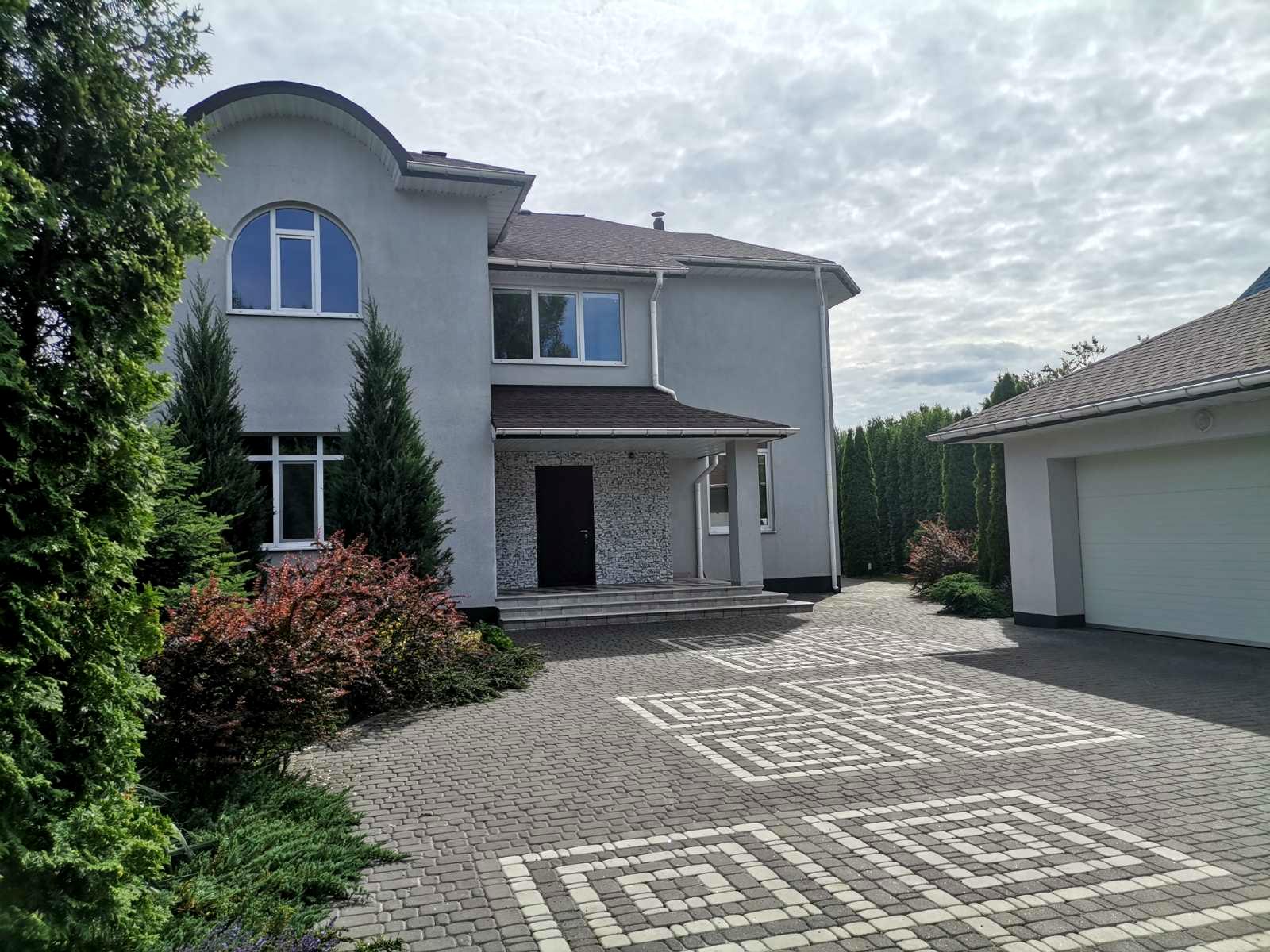 Дом по адресу (площадь 250 м²) - Atlanta.ua