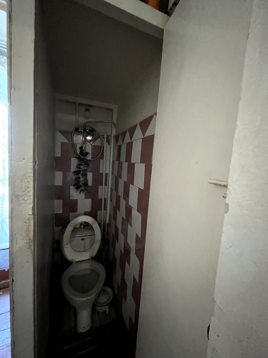 1839921435960571