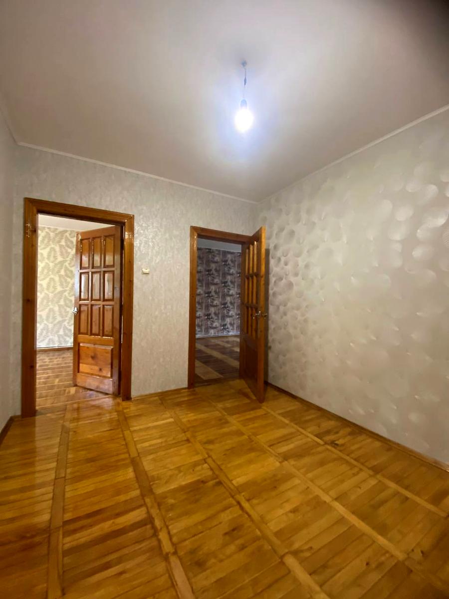 1845036580874573