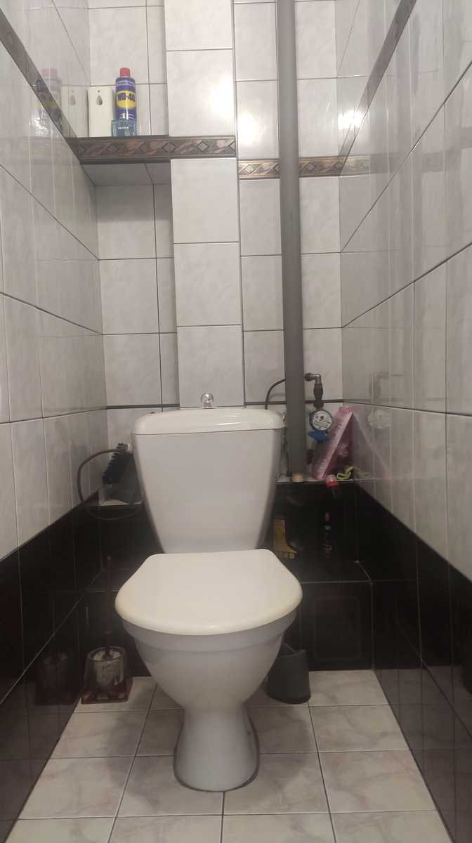 1797858785931577
