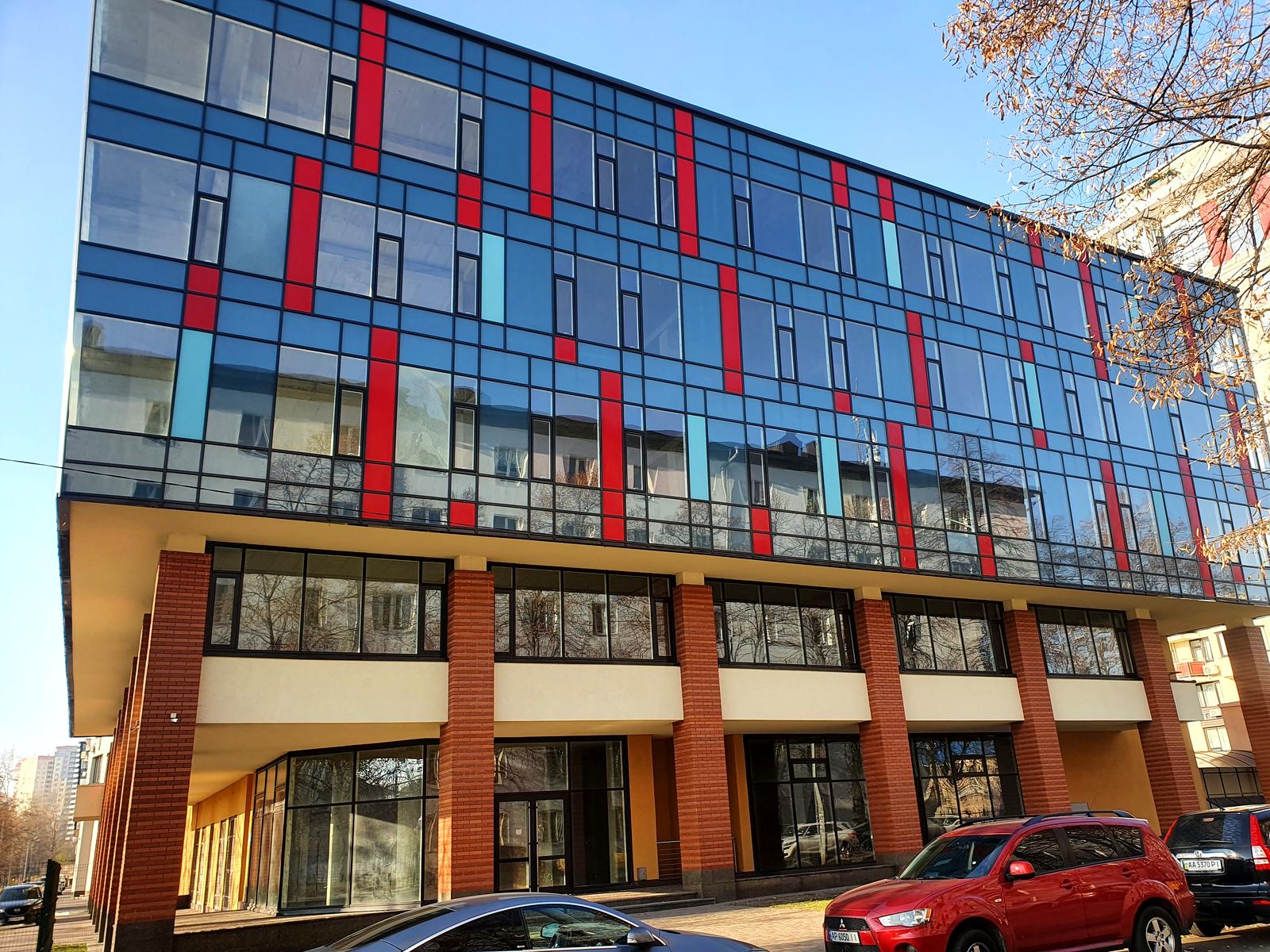 Commercial real estate at (area 4802 m²) - Atlanta.ua