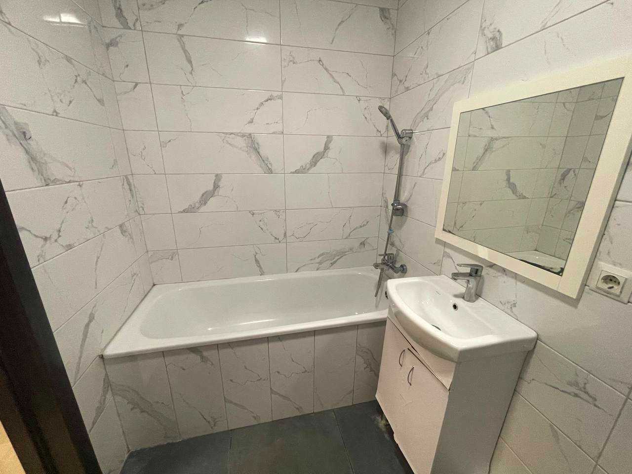 1834197879648580