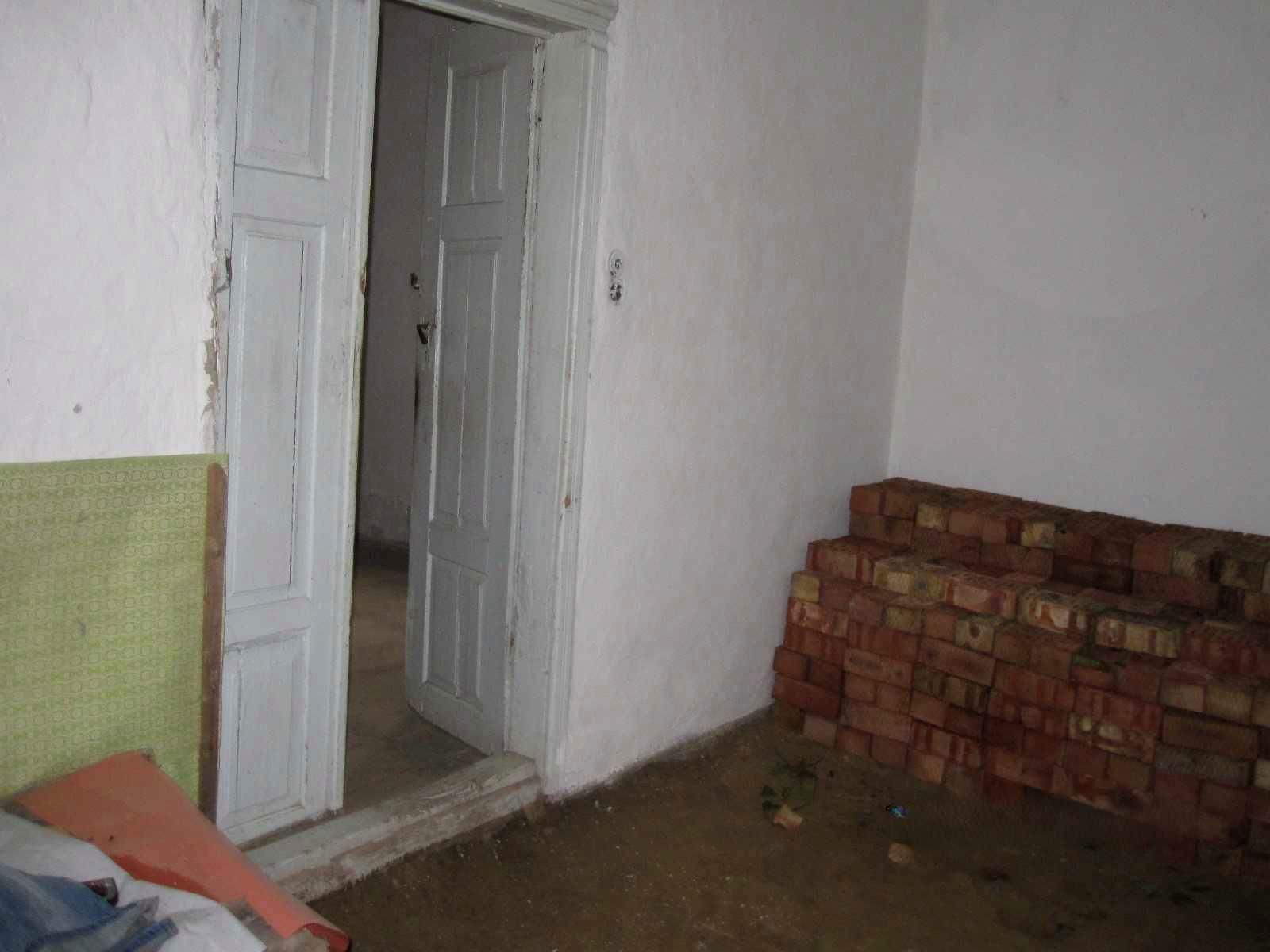 1844156399068582