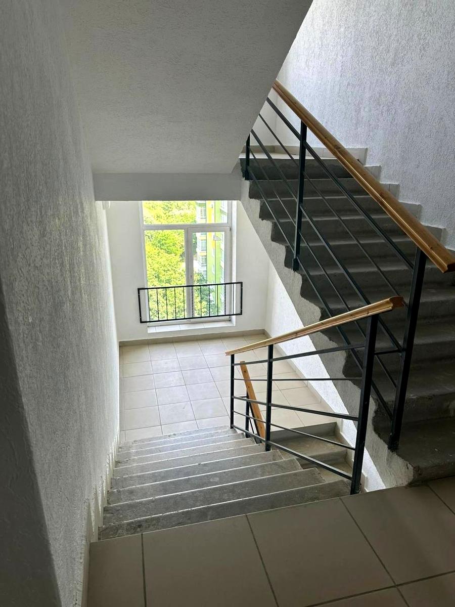 1845331759755592
