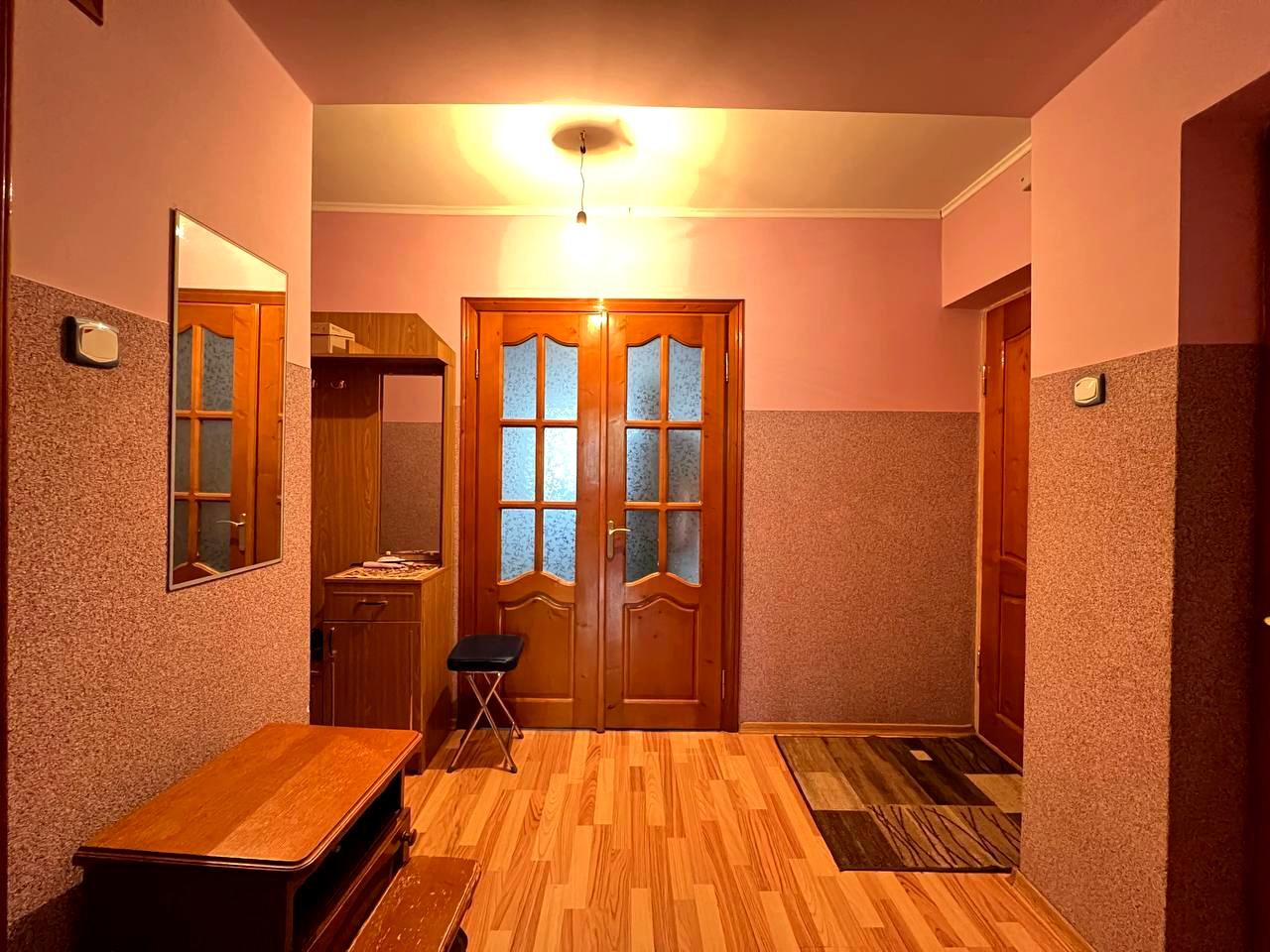 1845347023622592