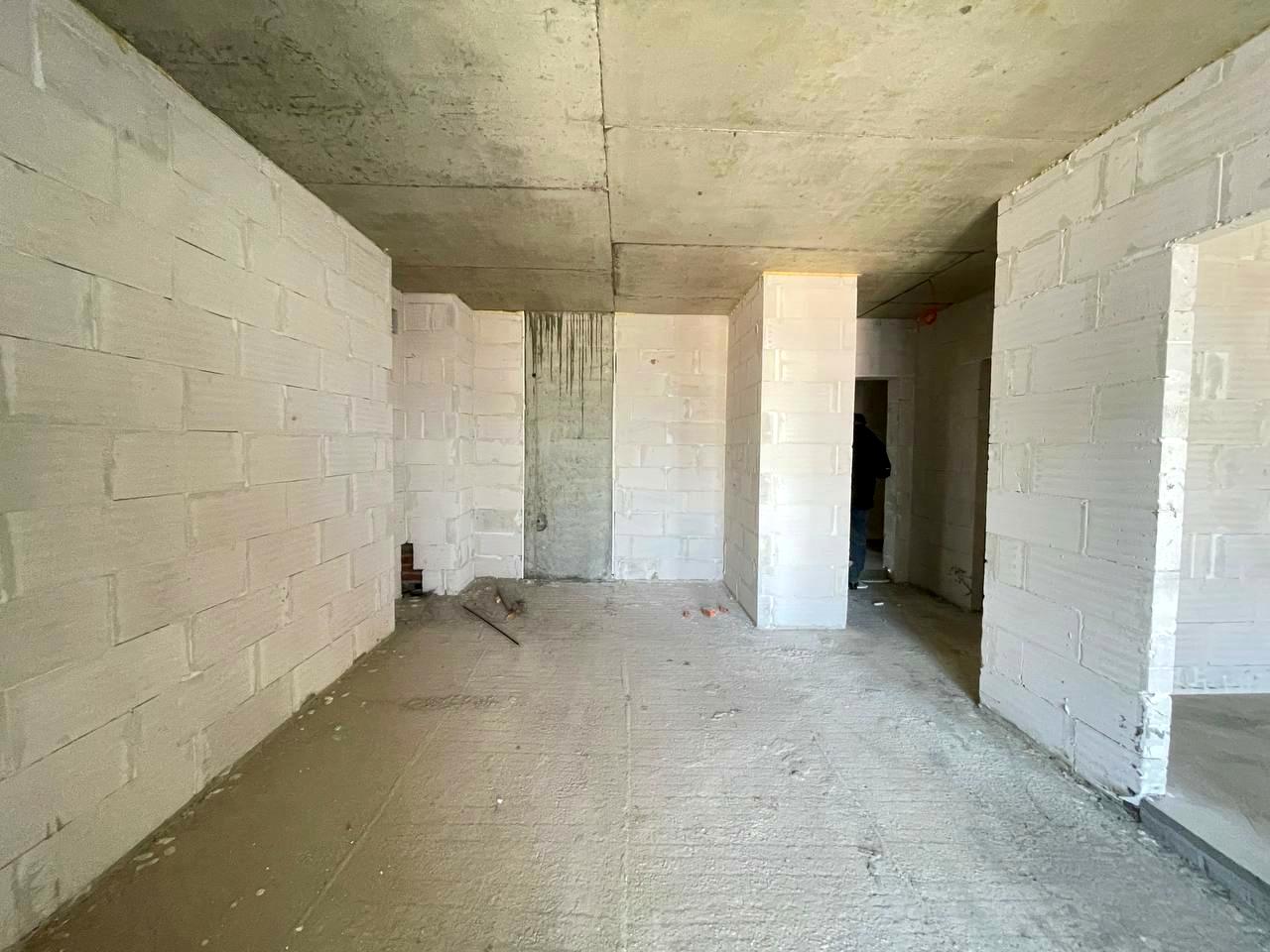 1835846928381593