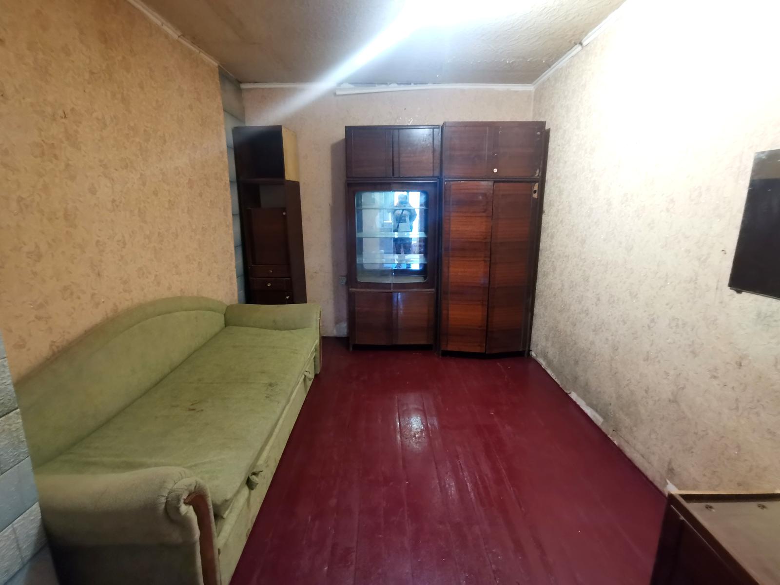 1835363107545597