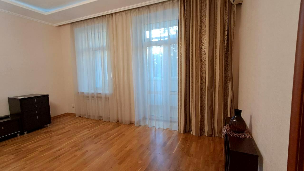 1837164916023599