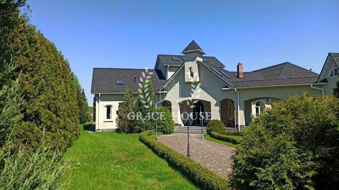 Дом по адресу (площадь 1000 м²) - Atlanta.ua