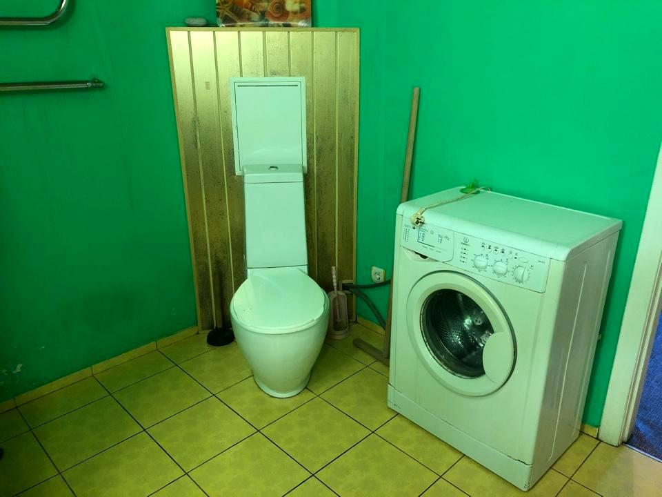 1646992788215602