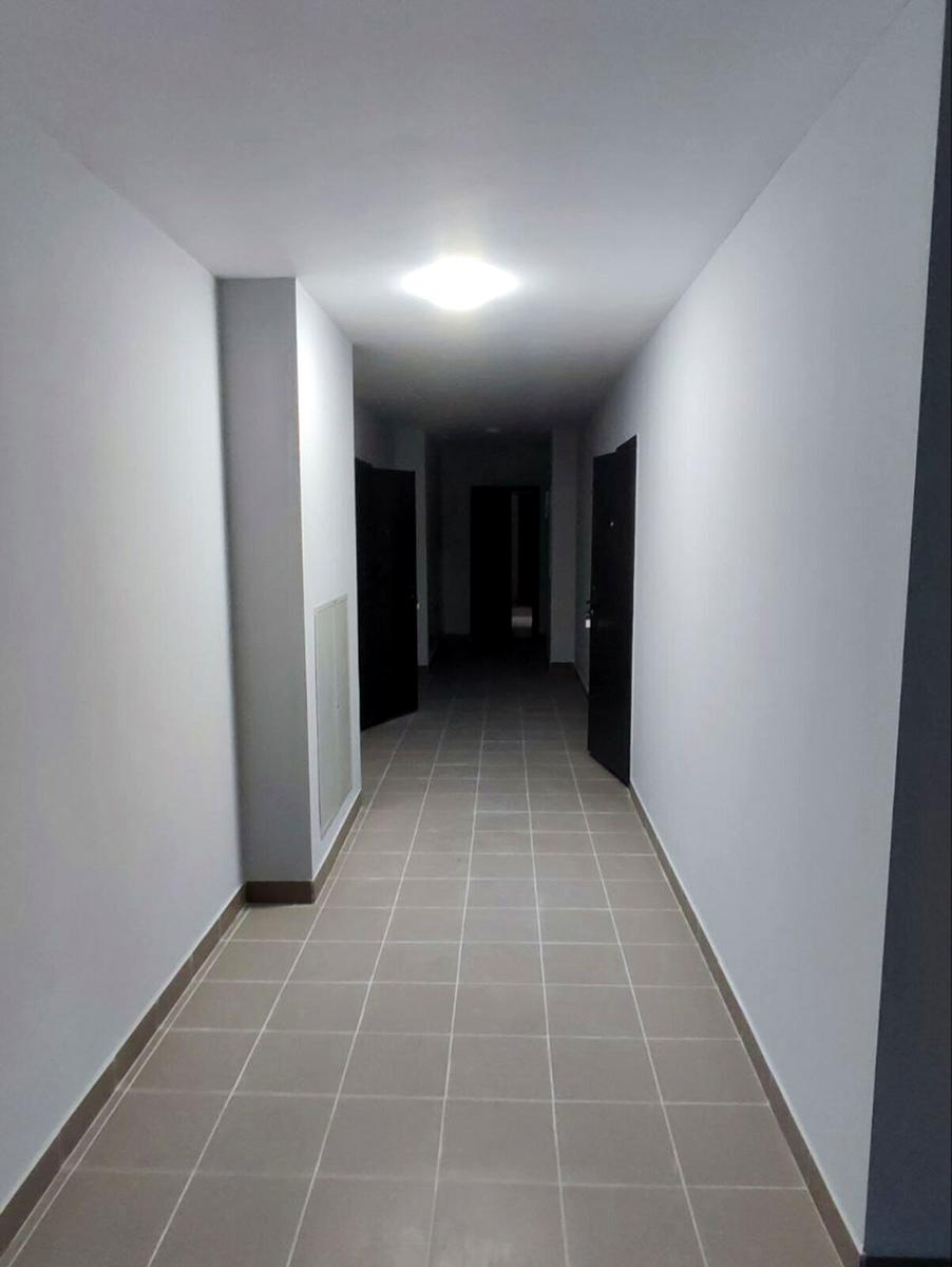 1825034907243608
