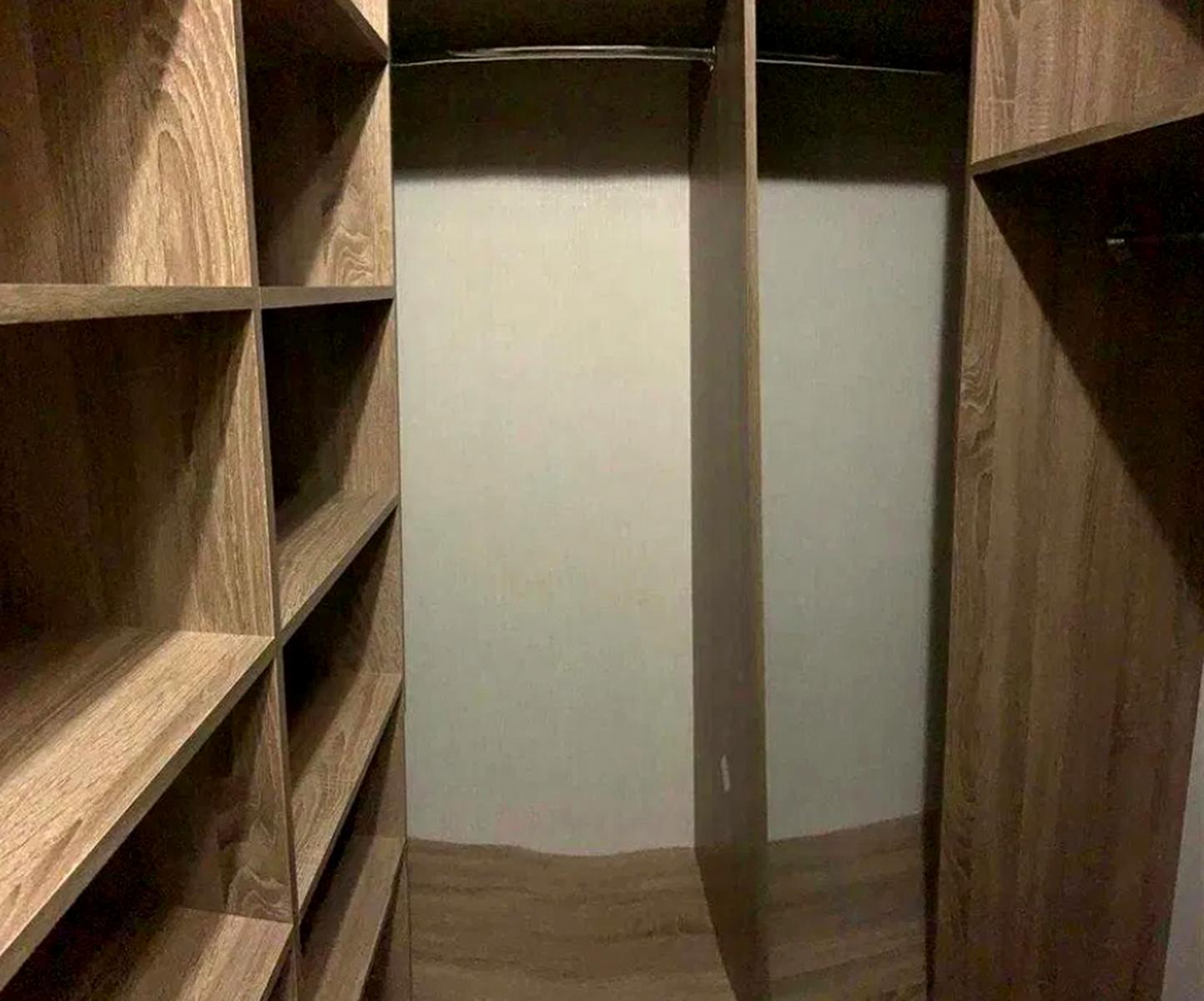 1775635903563613