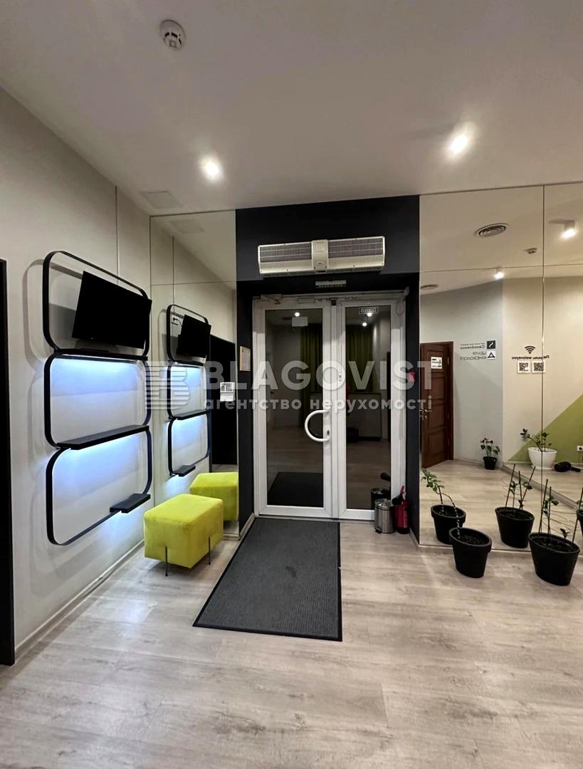 Commercial real estate at (area 213 m²) - Atlanta.ua - photo 9