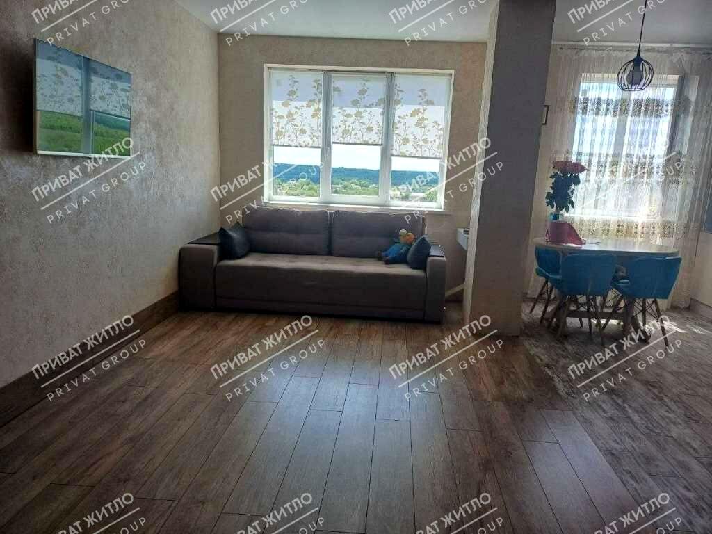 1826303441413617