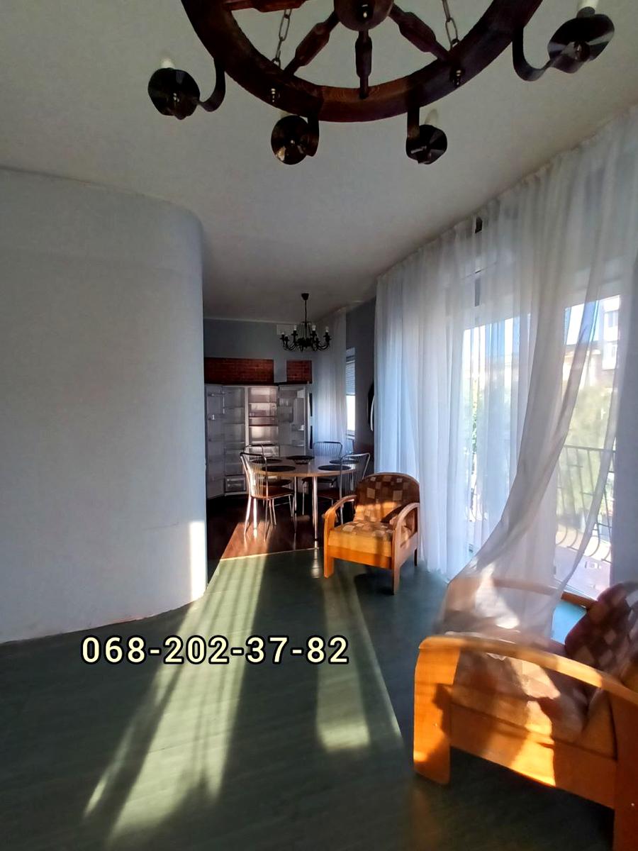 1840879424568618