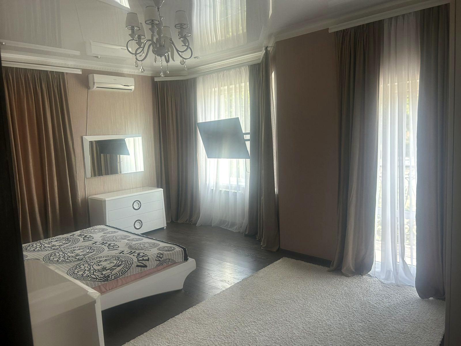 Будинок за адресою вул. Розумовська (площа 200 м²) - фото 10 Будинок за адресою вул. Розумовська (площа 200 м²) - Atlanta.ua - фото 10