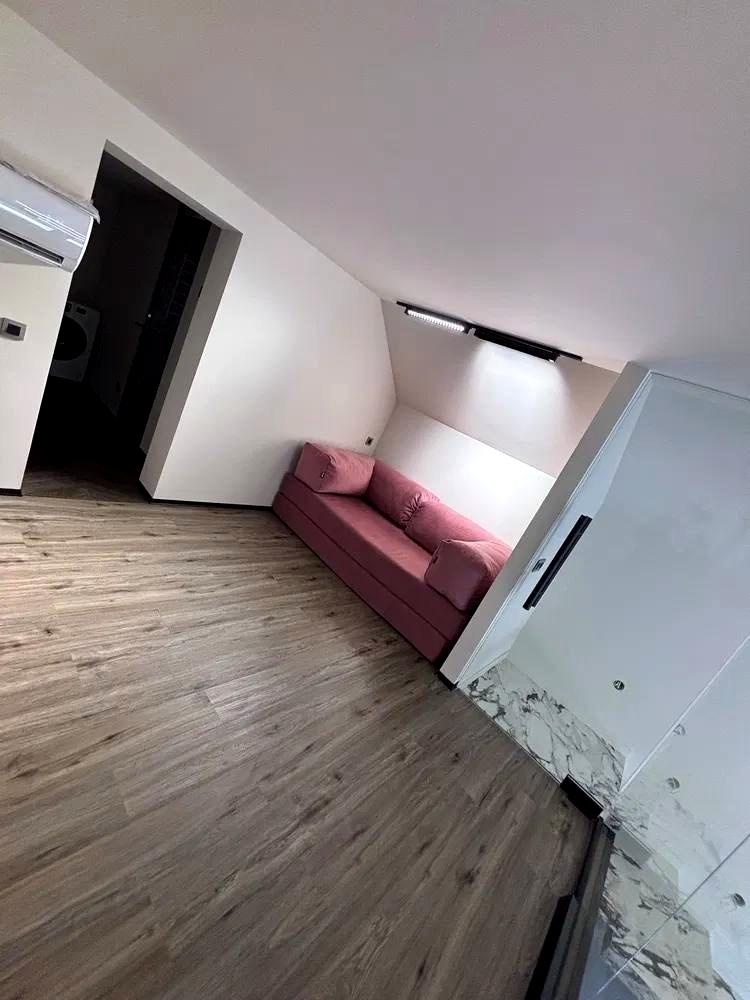 1838097942444626