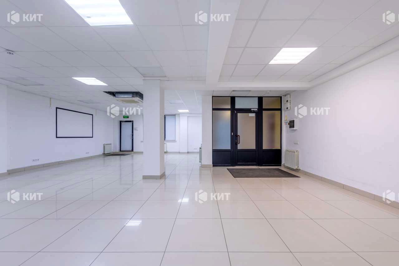 1826395430293631