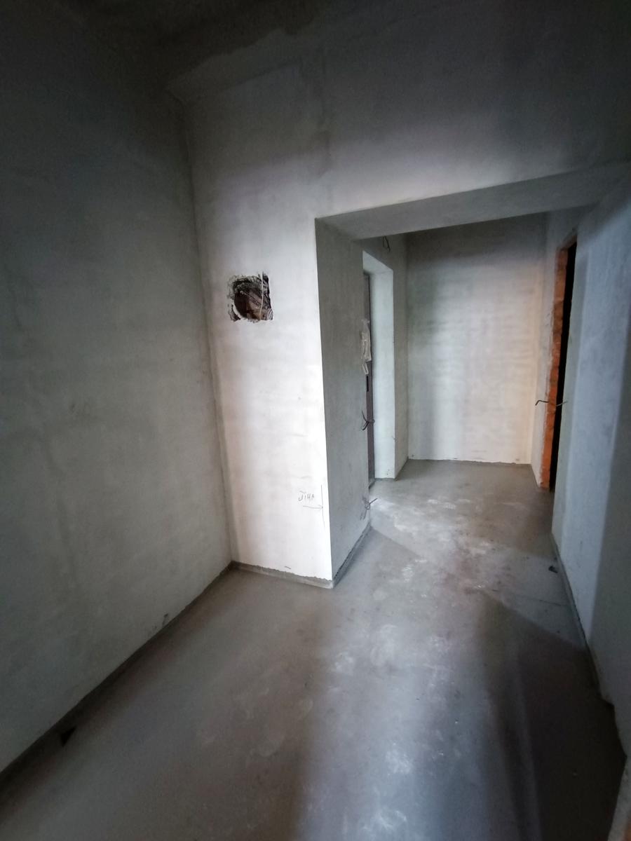 1836351617666631
