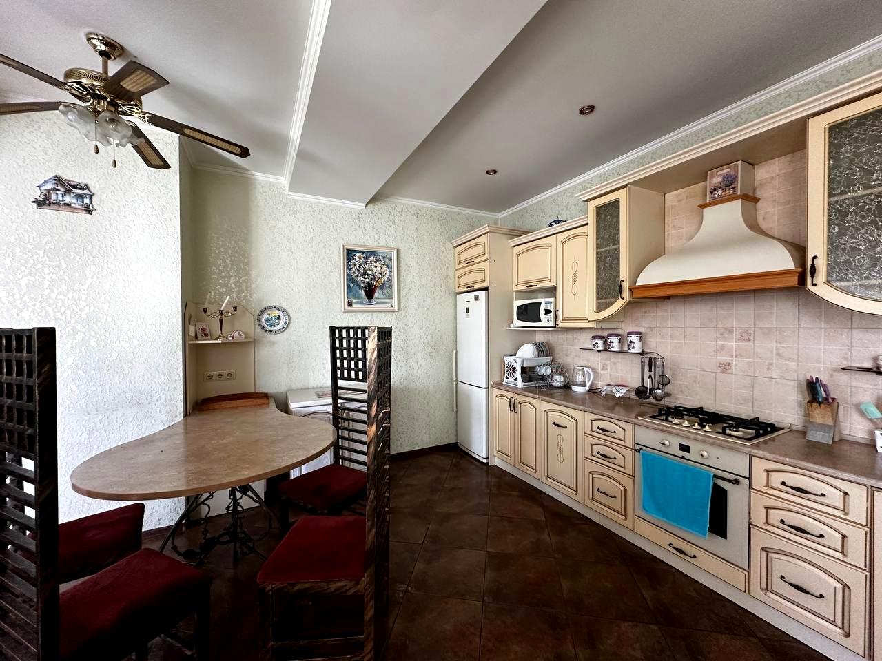 Дом по адресу ул. Наклонная (площадь 272 м²) - Atlanta.ua - фото 9